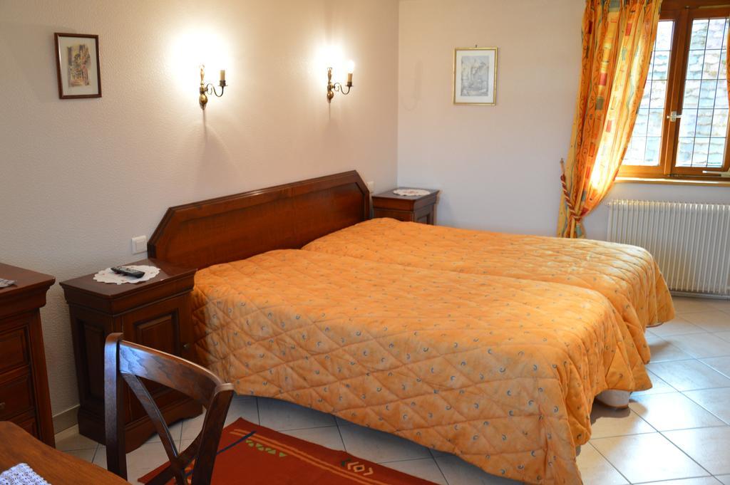La Grange Du Pape - Annexe De L'Hotel La Ferme Du Pape 엥기쉬하임 외부 사진